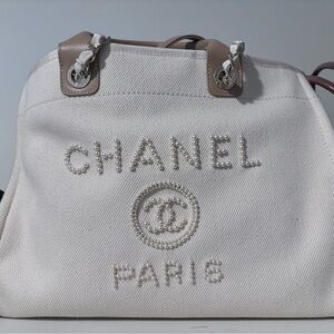 Chanel Pearl Ivory Tote like NEW